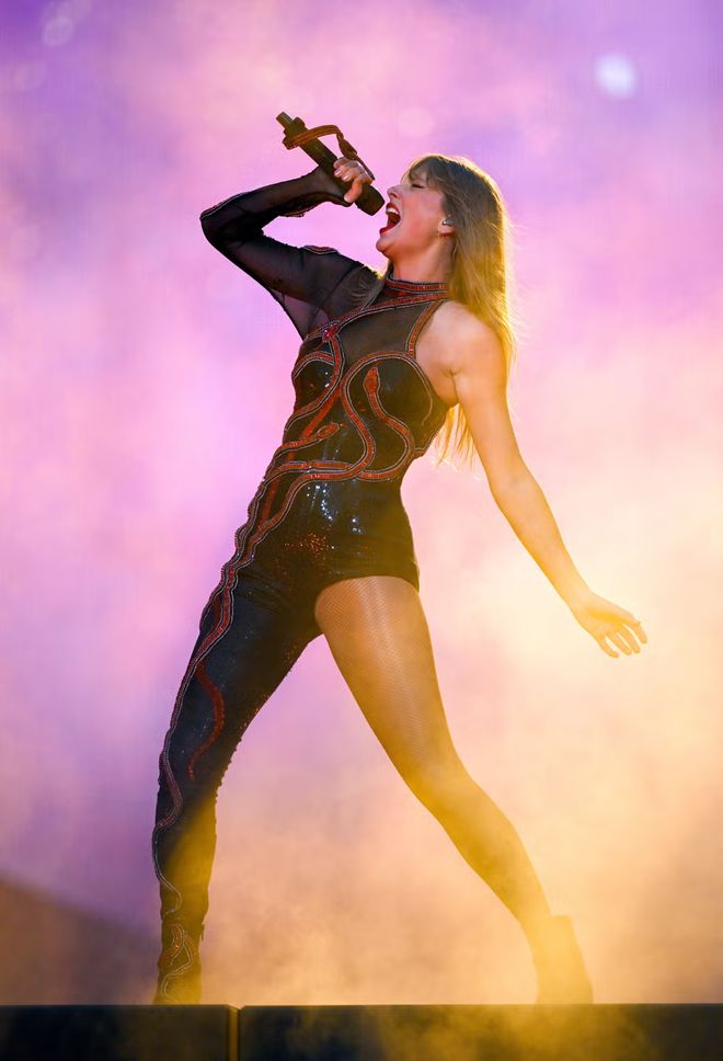 友之后霉霉终于订婚了!开元棋牌谈过14个男朋(图17) 友之后霉霉终于订婚了!开元棋牌谈过14个男朋(图17)