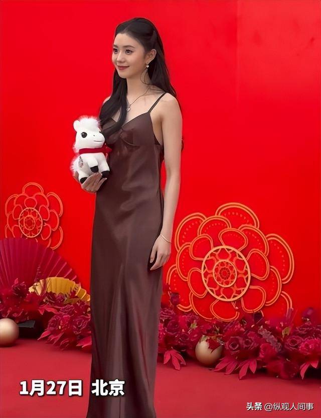 岁陈凯丽结伴像同龄人许娣李明启蹲地聊开元ky棋牌北京这一天沈腾和大17(图12) 岁陈凯丽结伴像同龄人许娣李明启蹲地聊开元ky棋牌北京这一天沈腾和大17(图12)